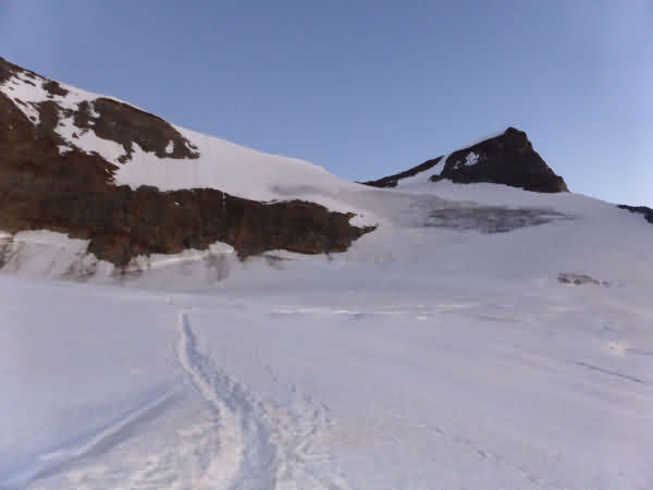 Un 4000 à Saas-Fee : le Nadelhorn ou l'Allalinhorn